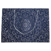 Silbernes Mandala Große Geschenktüte (Vorderseite)