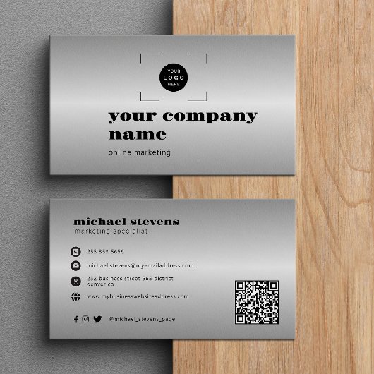 Silbernes modernes benutzerdefiniertes Logo QR-Cod Visitenkarte