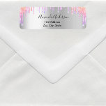 Silberrosa Rücksendeadresse<br><div class="desc">Ein Imitat silberner Hintergrund. Dekoriert mit Tropfen,  Farbe Tropfen in rosa,  violett Personalize und fügen Sie Ihren Namen und Adresse. Ideal für ein Brautparty,  eine Babydusche oder eine Geburtstagsfeier.</div>