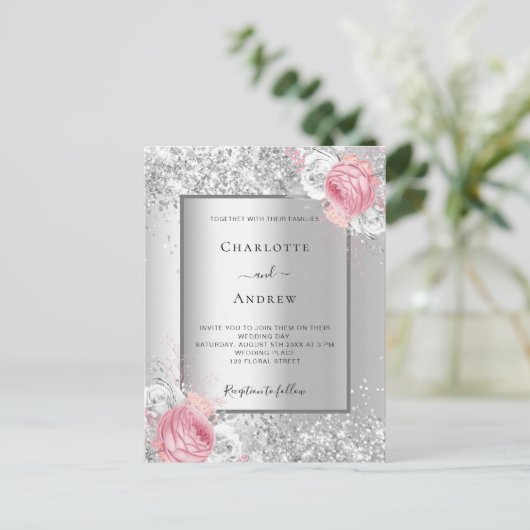 Silberrosa, weiße Blumen elegante Hochzeit Einladungspostkarte (Stehend Vorderseite)