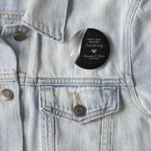Silbersatin und schwarzer Damast Button