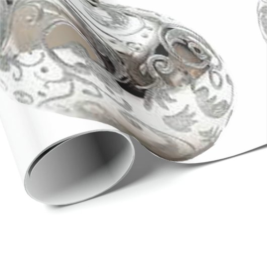 Silberschmuck auf weißem Umschlagpapier Geschenkpapier (Rolleneckpunkt)