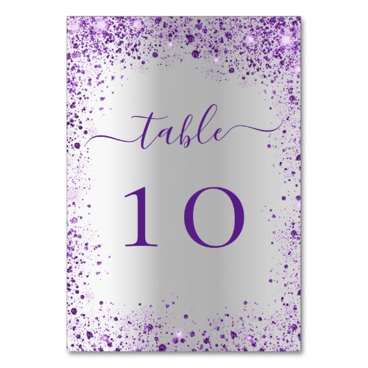 Silberviolette lila Hochzeitskarte Tischnummer (Vorderseite)