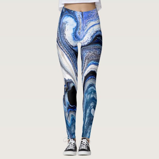 Silberweiße, dunkle Marmorstruktur. Leggings (Vorderseite)