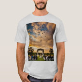 Silent Guardians: Hawks of the Wind T-Shirt (Vorderseite)