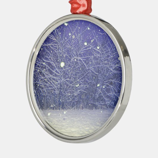 Silent Night Snowfall Ornament Aus Metall (Links)