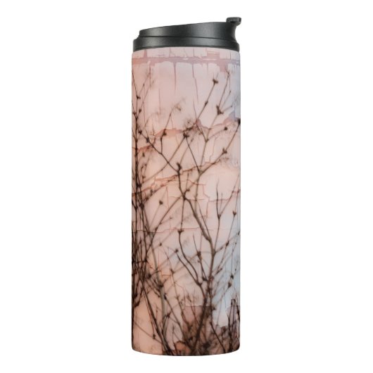 Silhouette älterer Branches Thermosbecher (Nach links gedreht)