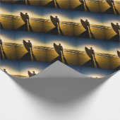 Silhouette bei Sonnenaufgang Geschenkpapier (Ecke)