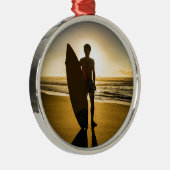 Silhouette bei Sonnenaufgang Silbernes Ornament (Rechts)