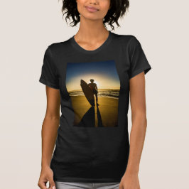 Silhouette bei Sonnenaufgang T-Shirt