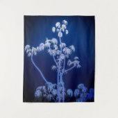 Silhouette der Bäume in der Royal Blues Tapestry Wandteppich (Vorderseite)