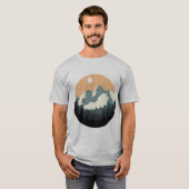 Silhouette der Berg- und Waldlandschaft T-Shirt (Vorne ganz)