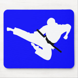 Silhouette der Kampfkünste Mousepad