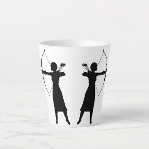 Silhouette der weiblichen Bogenschütze Thunder_Co Milchtasse