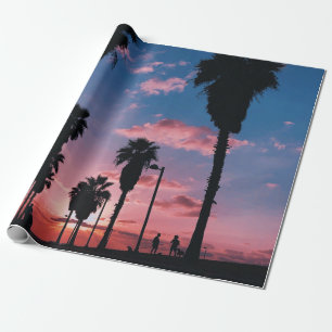 Silhouette des Baumes unter bewölktem Himmel Geschenkpapier