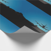 Silhouette des Flugzeugs bei Nacht Geschenkpapier (Ecke)