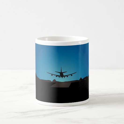 Silhouette des Flugzeugs bei Nacht Kaffeetasse
