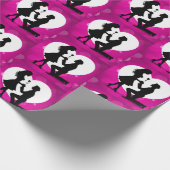 Silhouette des Herzvorschlags Rosa Geschenkpapier (Ecke)