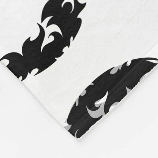 Silhouette des Schwarzen Halbmonds Fleecedecke (Ecke)