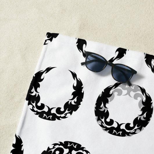 Silhouette des Schwarzen Halbmonds Strandtuch (Beispiel)