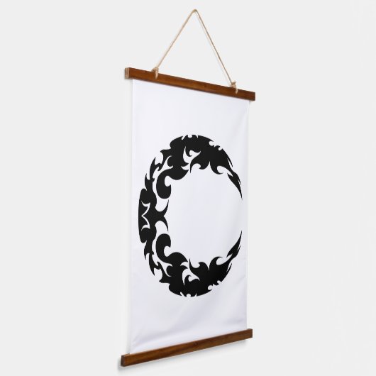 Silhouette des Schwarzen Halbmonds Wandteppich Mit Holzrahmen (Gewinkelt)