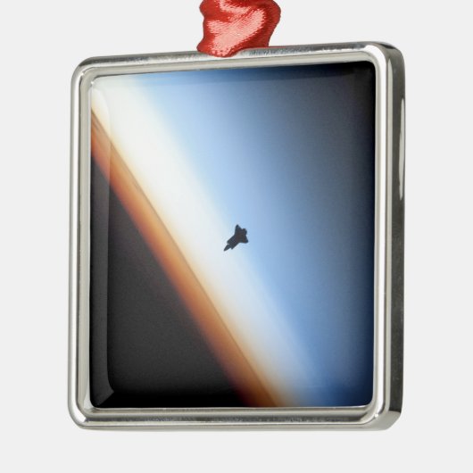 Silhouette des Space Shuttle Endeavour Ornament Aus Metall (Links)