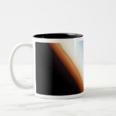 Silhouette des Space Shuttle Endeavour Zweifarbige Tasse (Links)