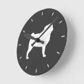Silhouette des weißen Mops Runde Wanduhr (Winkel)