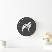 Silhouette des weißen Mops Runde Wanduhr (Zuhause)
