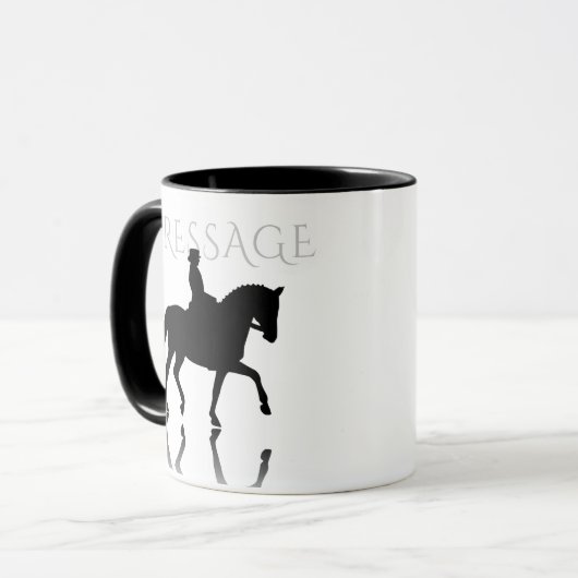 Silhouette Dressurpferd mit Reflektion Tasse (Vorderseite Links)