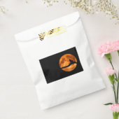 Silhouette einer schwarzen Katze in einem Baum Geschenktütchen (Versiegelt)