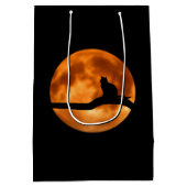 Silhouette einer schwarzen Katze in einem Baum Mittlere Geschenktüte (Rückseite)