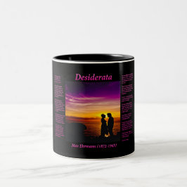 Silhouette eines jungen Paares in der Liebe auf Zweifarbige Tasse