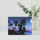 Silhouette eines Paares, das sich am Strand befind Postkarte (Stehend Vorderseite)