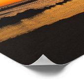 Silhouette eines Palmenbaumes durch einen Roten Or Poster (Ecke)