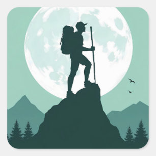 Silhouette eines Wanderers auf einem Gipfel mit Mo Quadratischer Aufkleber
