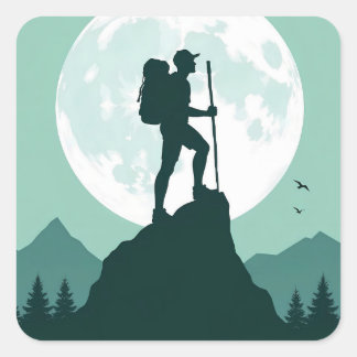 Silhouette eines Wanderers auf einem Gipfel mit Mo Quadratischer Aufkleber