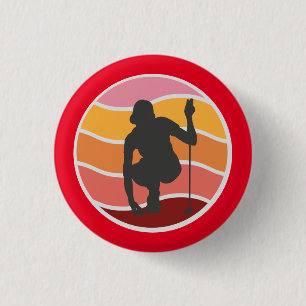 Silhouette Golfer Lady Golfen auf rotem Hintergrun Button