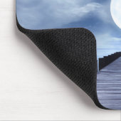 Silhouette Heron auf Pier Full Moon Beach Mousepad (Ecke)