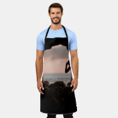 Silhouette of man in cave schürze (Getragen)