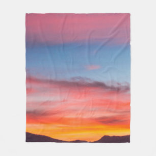 SILHOUETTE OF MOUNTAIN UNDER CLOUDY BLUE SKY PHOTO FLEECEDECKE