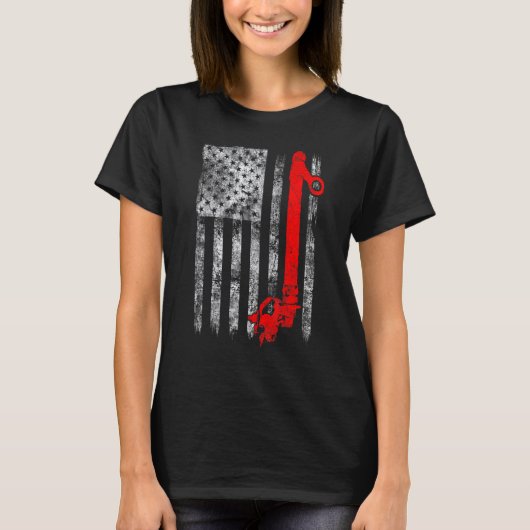 Silhouette Power Line Fuse American Flag Lineman T-Shirt (Vorderseite)