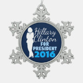 Silhouette-Präsident 2016 Hillary Clinton Schneeflocken Zinn-Ornament (Vorderseite)