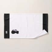Silhouette und Monogramm der Katze in Schwarz-Weiß Badhandtuch Set (Handtuch)