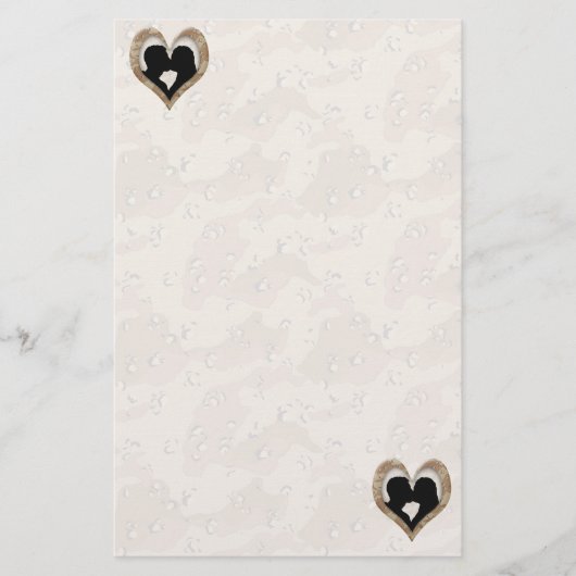 Silhouette von Couple Kissing (Camouflage Heart) Briefpapier (Vorderseite)