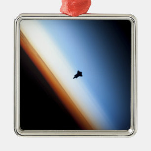 Silhouette von Raumshuttle Bemühung Ornament Aus Metall