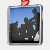 Silhouette von Soldaten Ornament Aus Metall (Links)