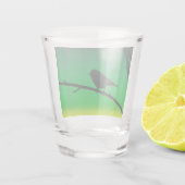 Silhouette von Sparrow auf Limonene Schnapsglas (Rückseite)