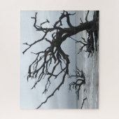 Silhouette von Totenbaum auf der Insel Jekyll Puzzle (Vertikal)