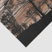 Silhouette von Waldbaum an der Stallbehörde Seidenpapier (Ausschnitt)